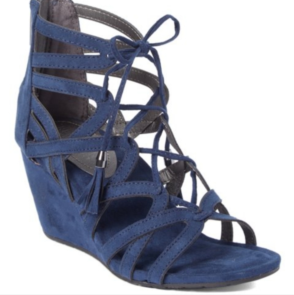 Kenneth Cole Reaction Wedge